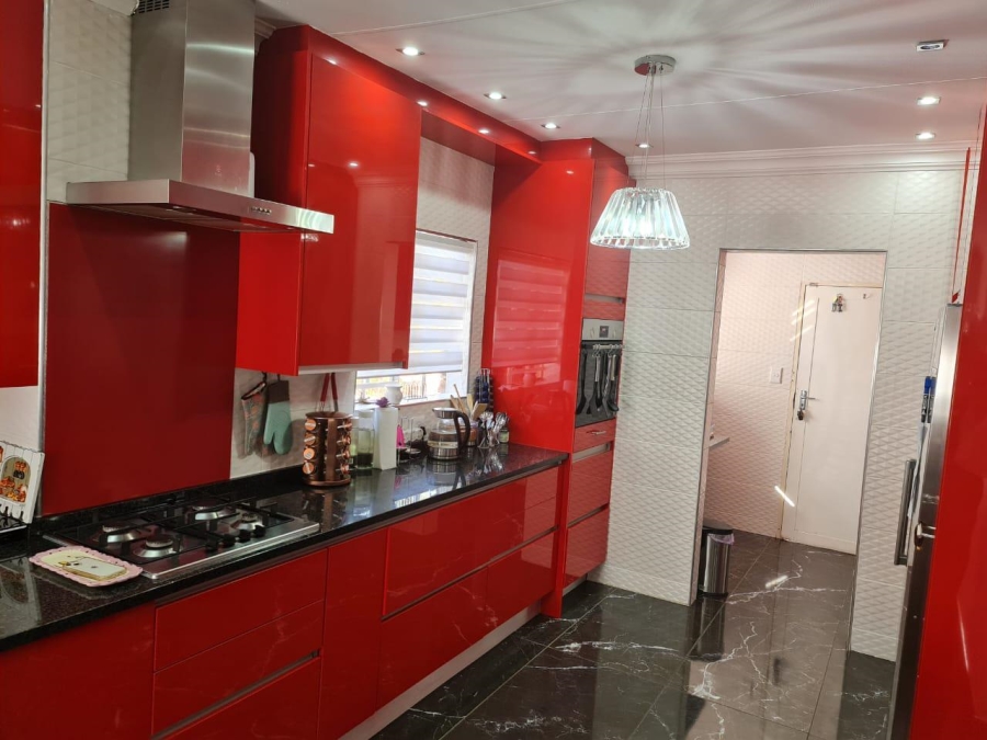 3 Bedroom Property for Sale in Boschdal North West